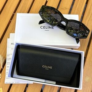 Celine Triomphe cat eye sunglasses Black 54mm cat eye